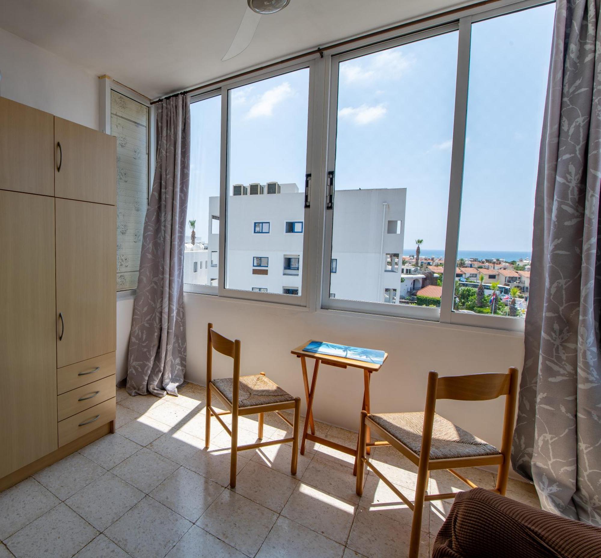 דירות Paphos Sunset Seaview Studio מראה חיצוני תמונה
